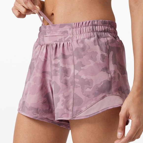 Lululemon 8 Tall Hotty Hot Short Incognito Camo Pink Taupe Multi/Pink Taupe - Picture 11 of 12
